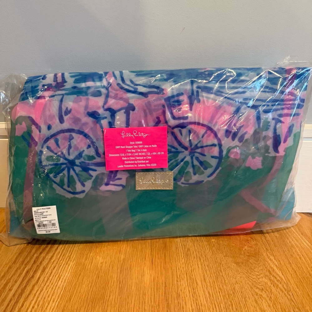 Lilly Pulitzer Mesh Shopper Tote Let’s Go Somewhere Beach Bag NEW Sealed - Picture 2 of 3
